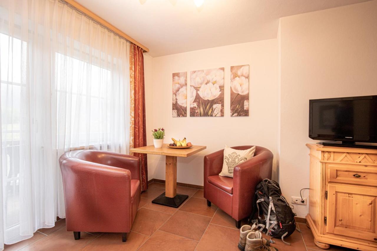 Hotel-Gasthof Der Wiesengrund บาดฮินเดลัง ภายนอก รูปภาพ
