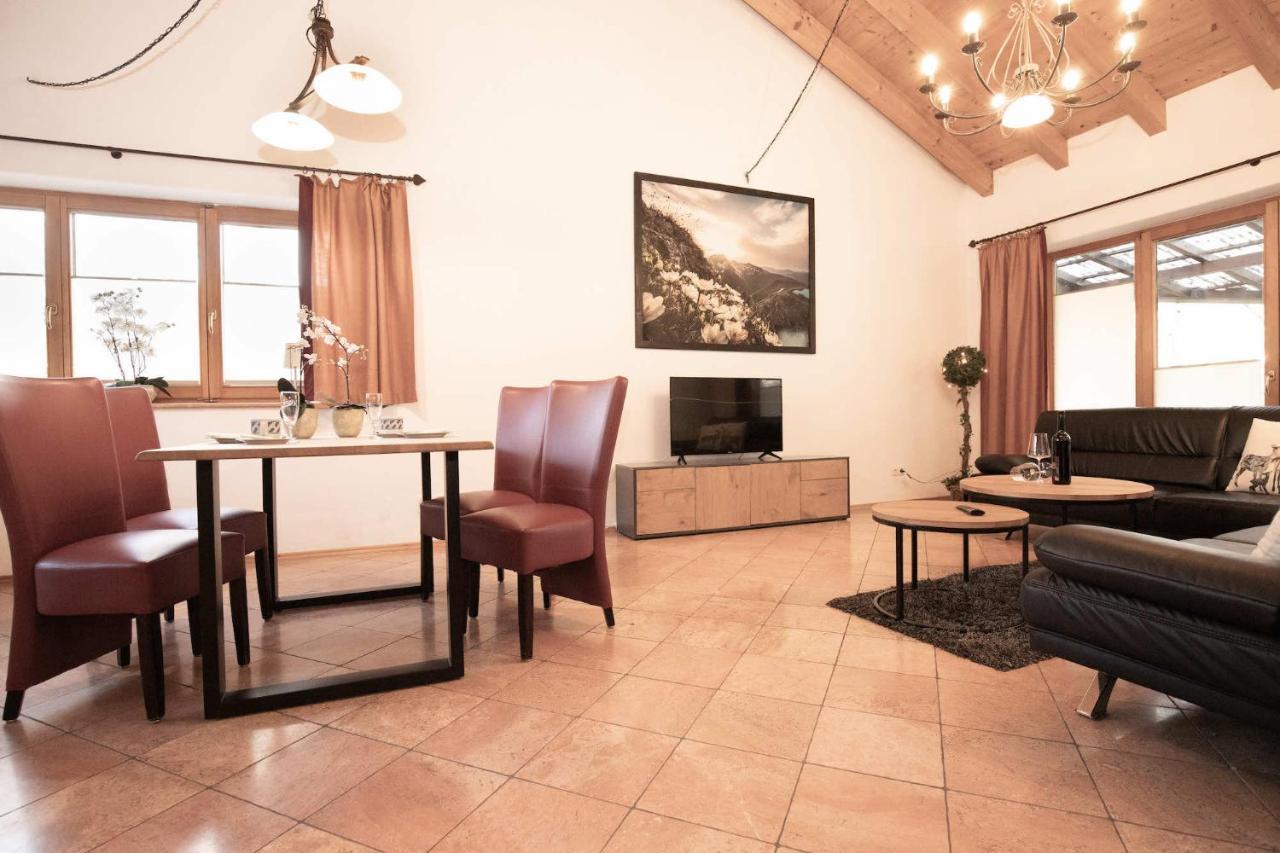 Hotel-Gasthof Der Wiesengrund บาดฮินเดลัง ภายนอก รูปภาพ