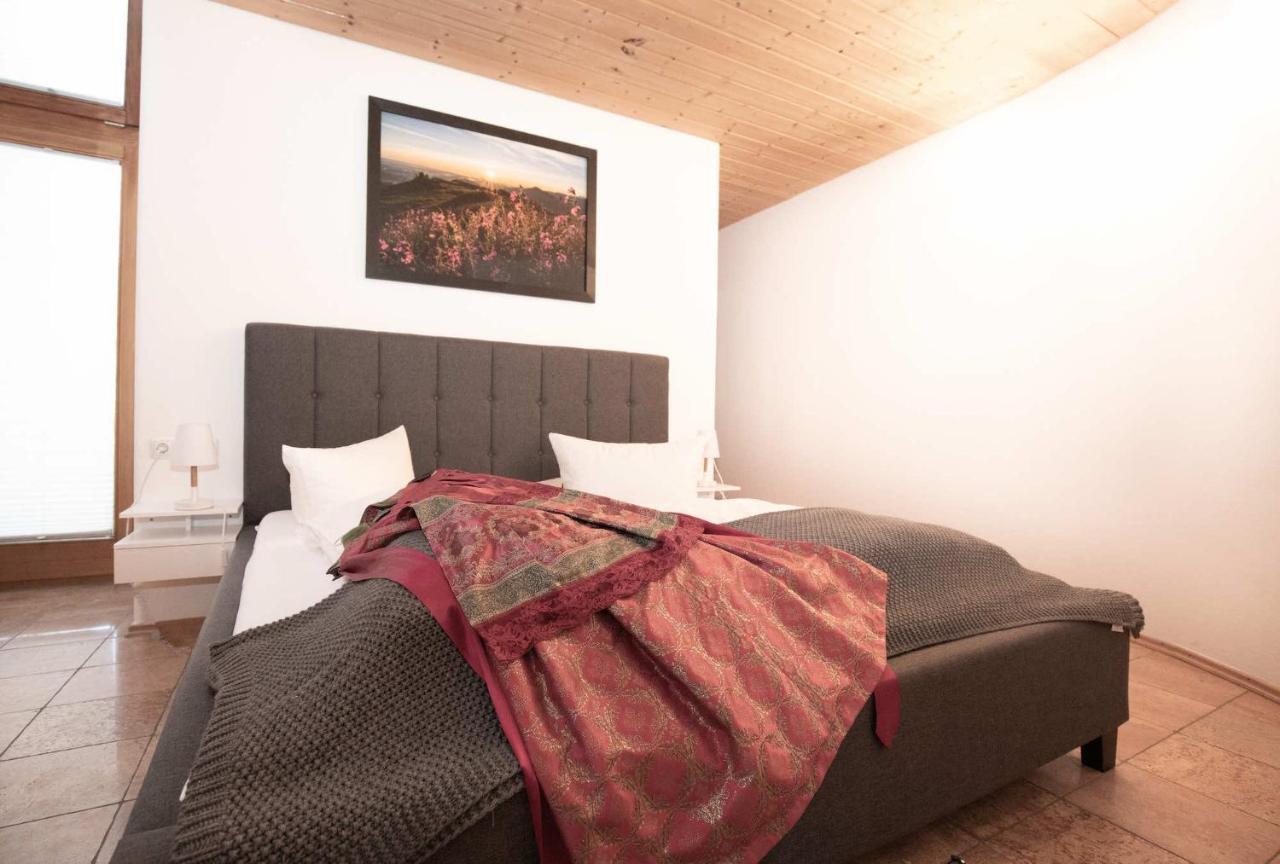 Hotel-Gasthof Der Wiesengrund บาดฮินเดลัง ภายนอก รูปภาพ