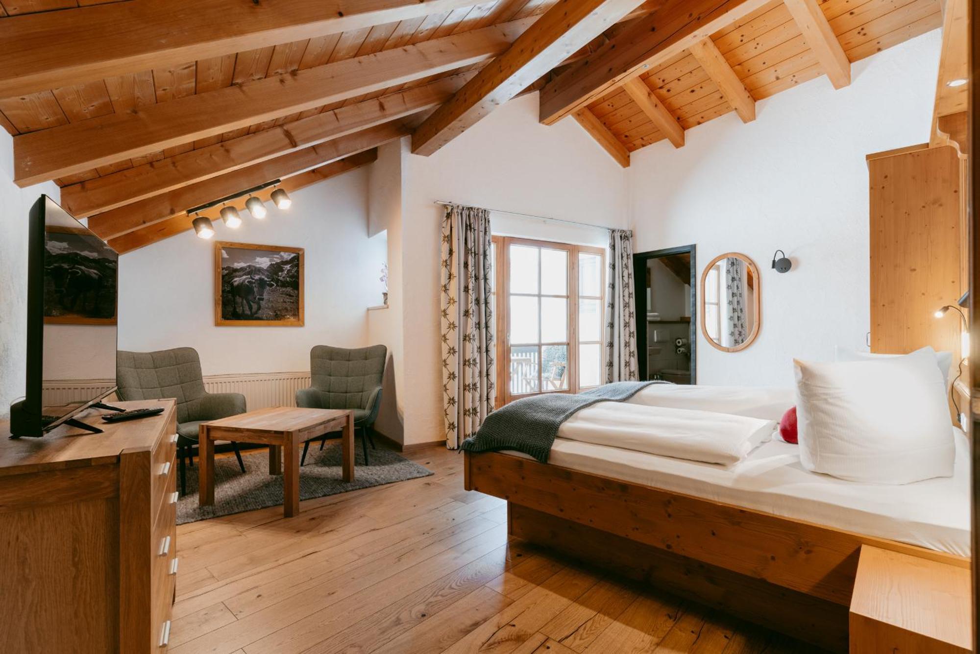 Hotel-Gasthof Der Wiesengrund บาดฮินเดลัง ภายนอก รูปภาพ