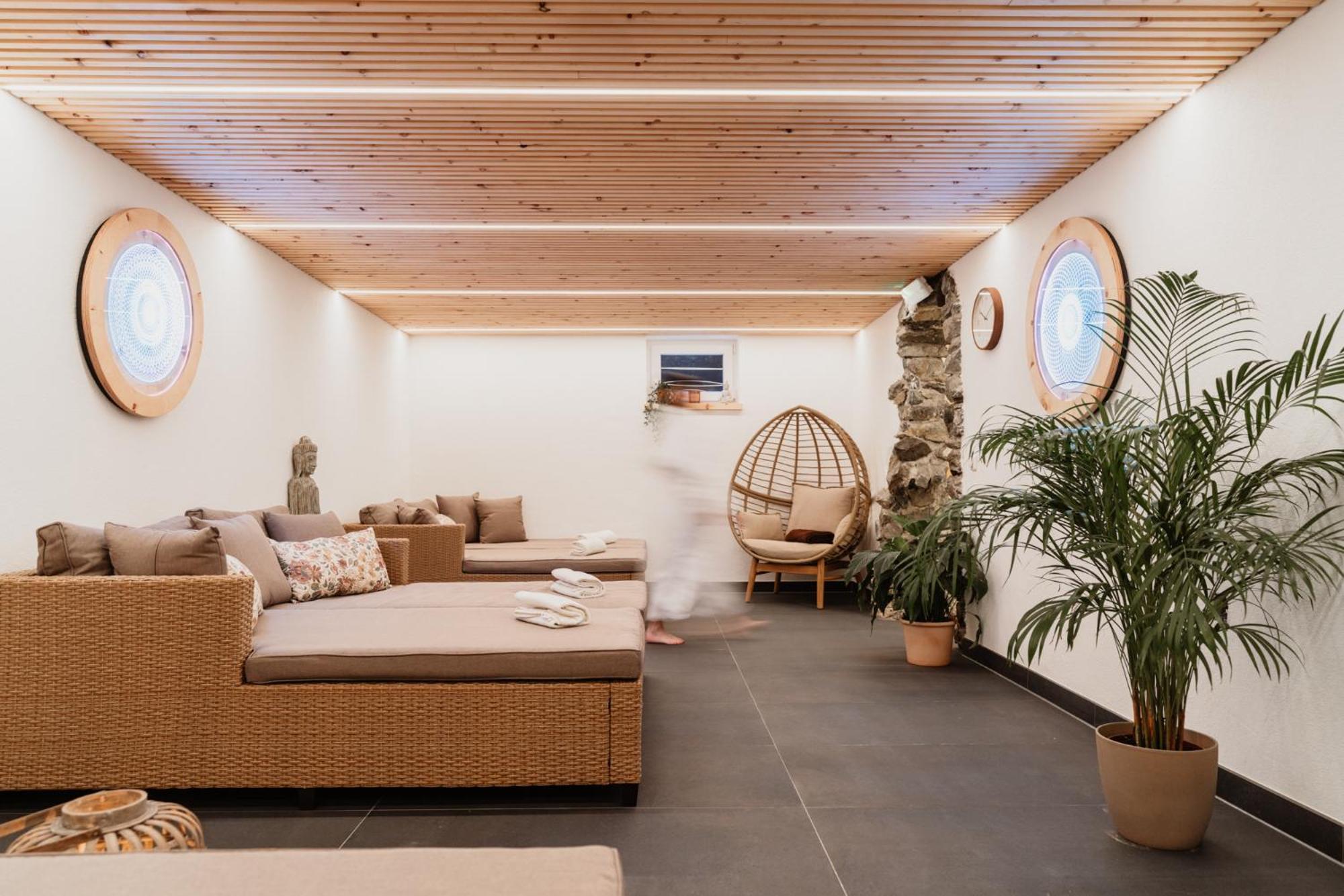 Hotel-Gasthof Der Wiesengrund บาดฮินเดลัง ภายนอก รูปภาพ