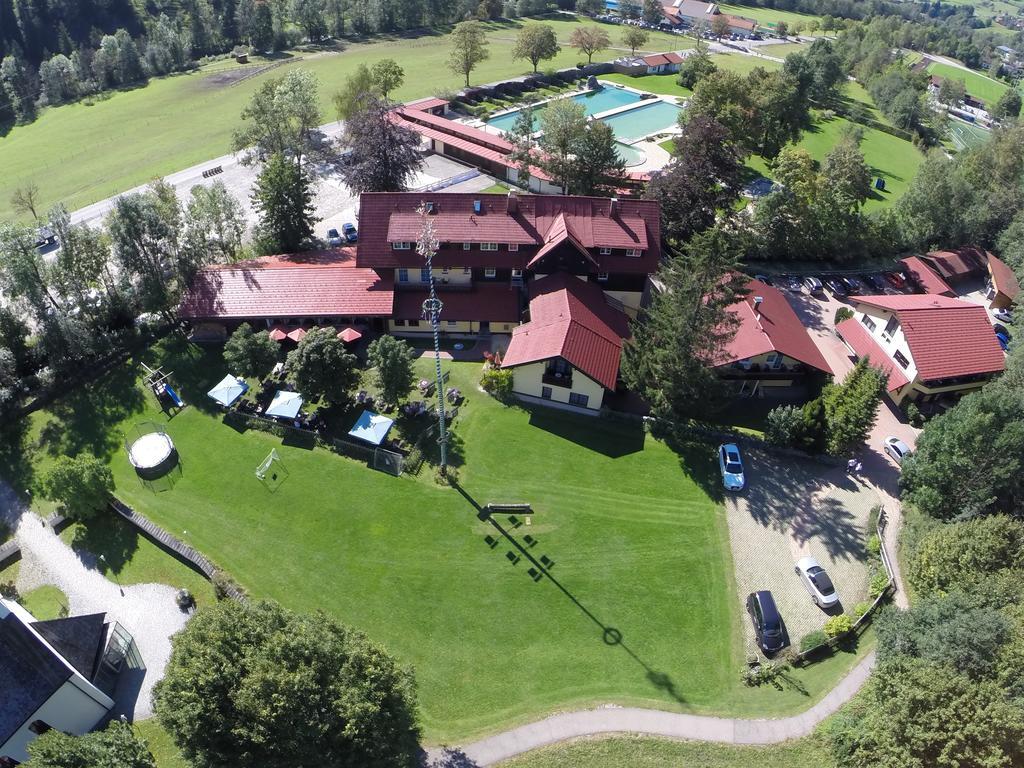 Hotel-Gasthof Der Wiesengrund บาดฮินเดลัง ภายนอก รูปภาพ
